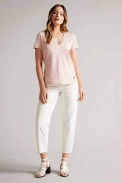 Ted Baker Pink Lovage Easy Fit V-Neck T-Shirt 9 Ted Baker Pink Lovage Easy Fit V-Neck T-Shirt -Ted Baker Shop U39599s3