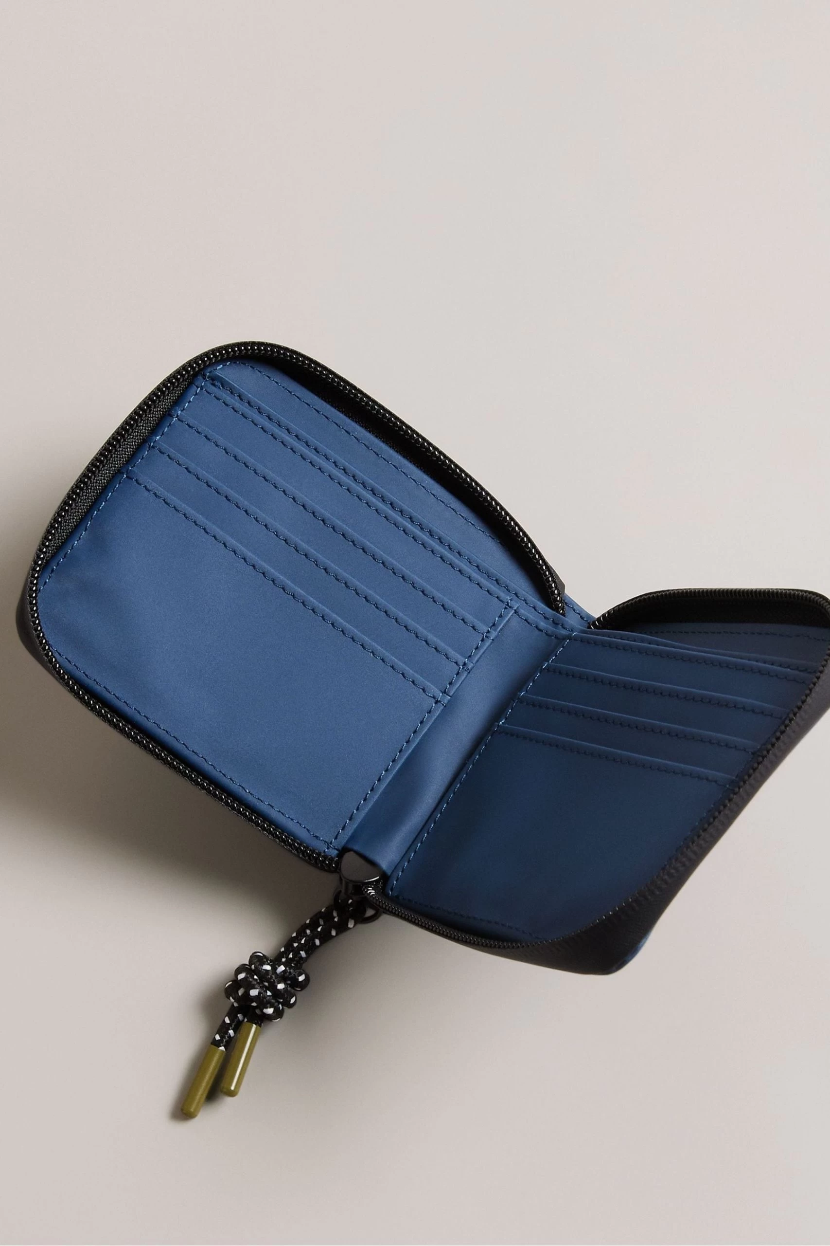 Ted Baker Blue Bentch Rubberised Wallet And Cardholder Giftset 6 Ted Baker Blue Bentch Rubberised Wallet And Cardholder Giftset - Image 4