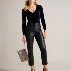 Ted Baker CROCEY Gunmetal Croc Envelope Pouch Bag 13 Ted Baker CROCEY Gunmetal Croc Envelope Pouch Bag -Ted Baker Shop ted baker 253578 gunmetal crocey gunmetal imitation croc envelope pouch bag lifestyle v2