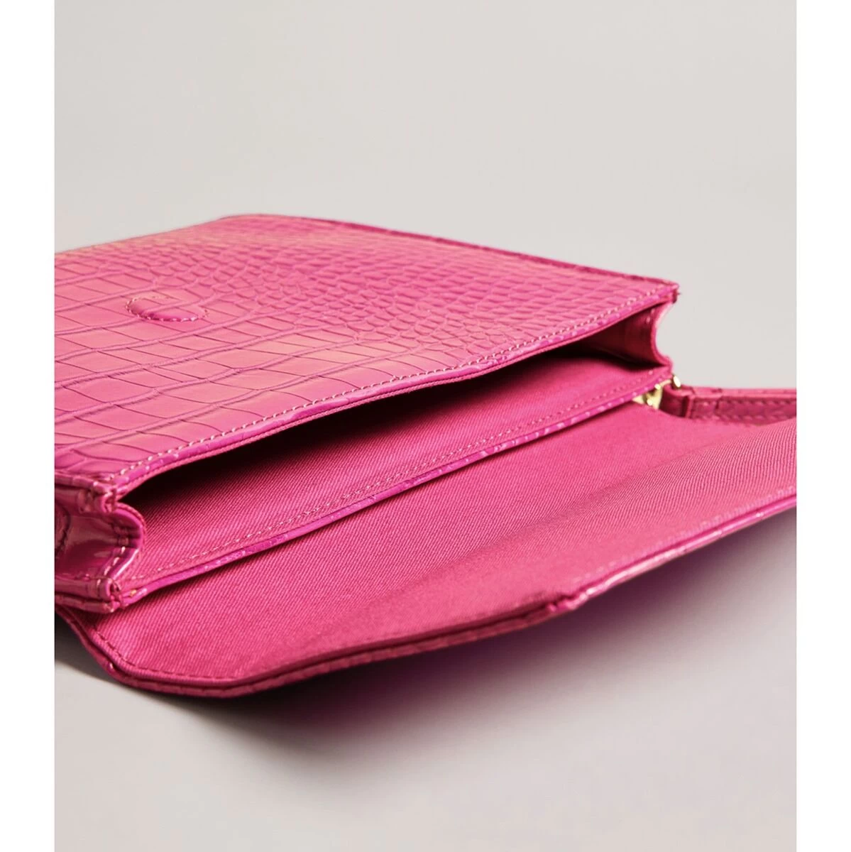 Ted Baker CROCEY Mid Pink Croc Envelope Pouch Bag 5 Ted Baker CROCEY Mid Pink Croc Envelope Pouch Bag - Image 3