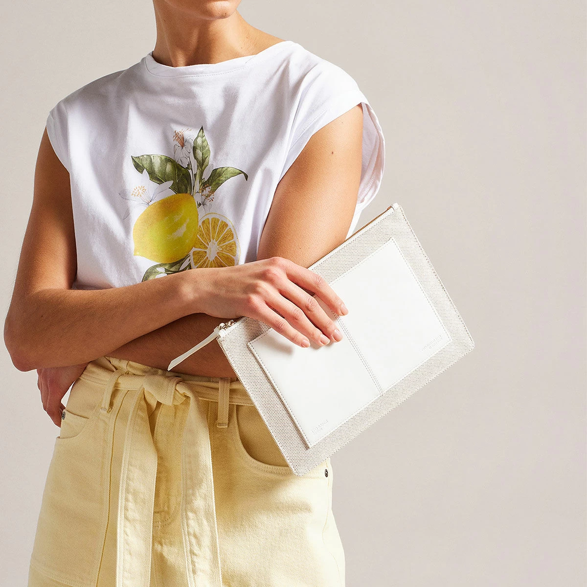 Ted Baker AKSINA White Canvas Pouch Bag 7 Ted Baker AKSINA White Canvas Pouch Bag - Image 5