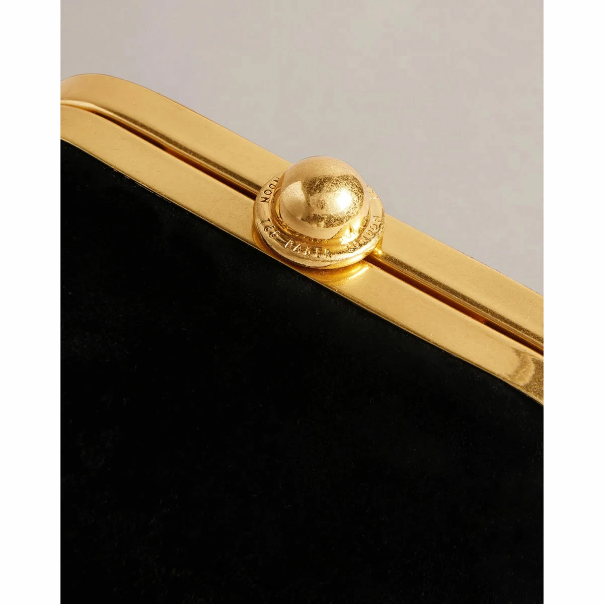 Ted Baker MIRISE Faux Leather Mini Clutch Bag 5 Ted Baker MIRISE Faux Leather Mini Clutch Bag - Image 3