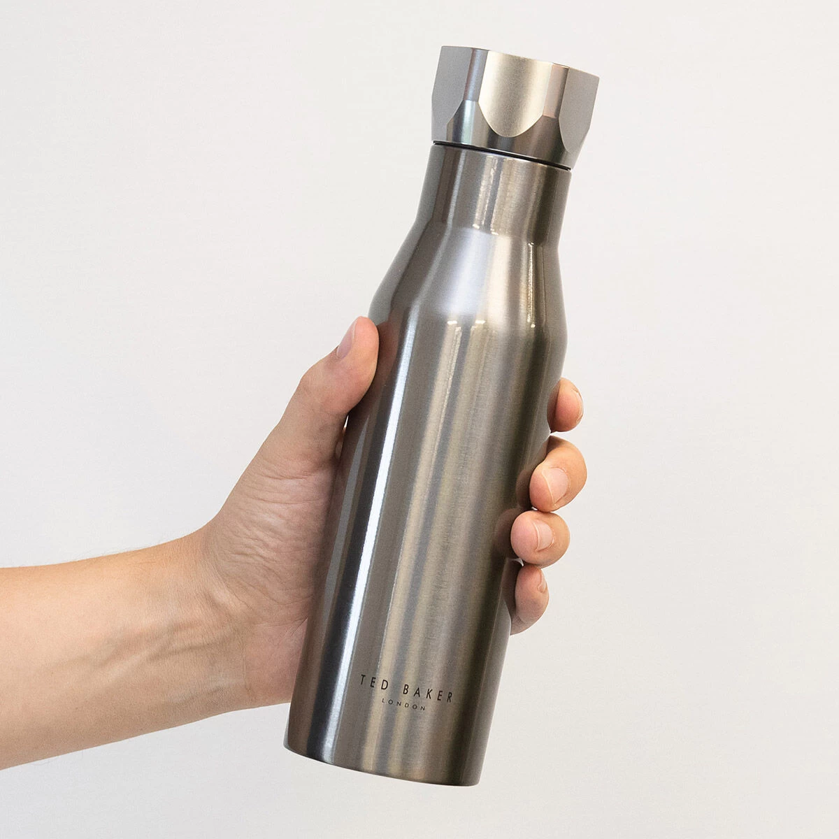 Ted Baker BOTMAN Shiny Silver Water Bottle 5 Ted Baker BOTMAN Shiny Silver Water Bottle - Image 3