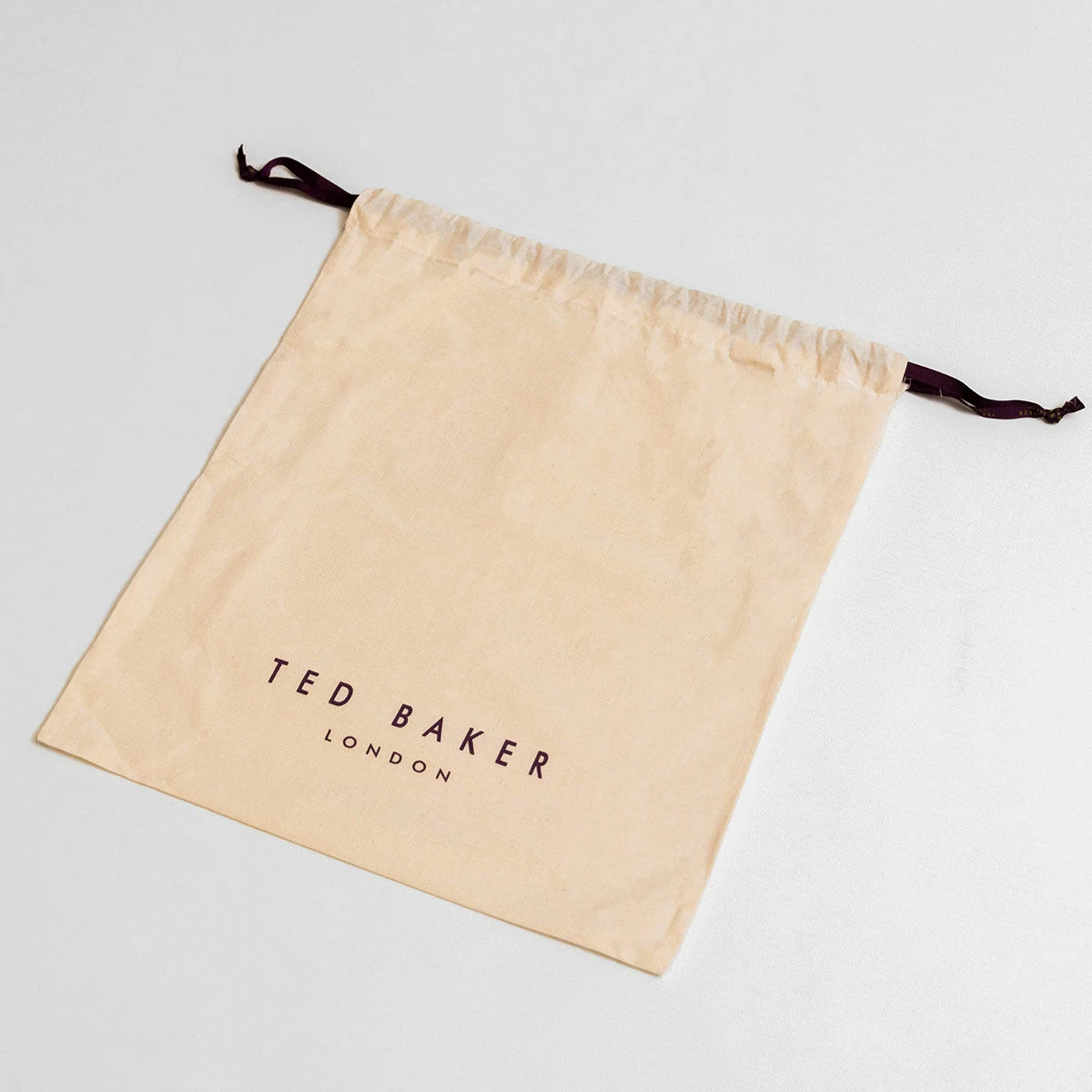 Ted Baker SSLOANE Black Leather Padlock Mini Shoulder Bag 8 Ted Baker SSLOANE Black Leather Padlock Mini Shoulder Bag - Image 6